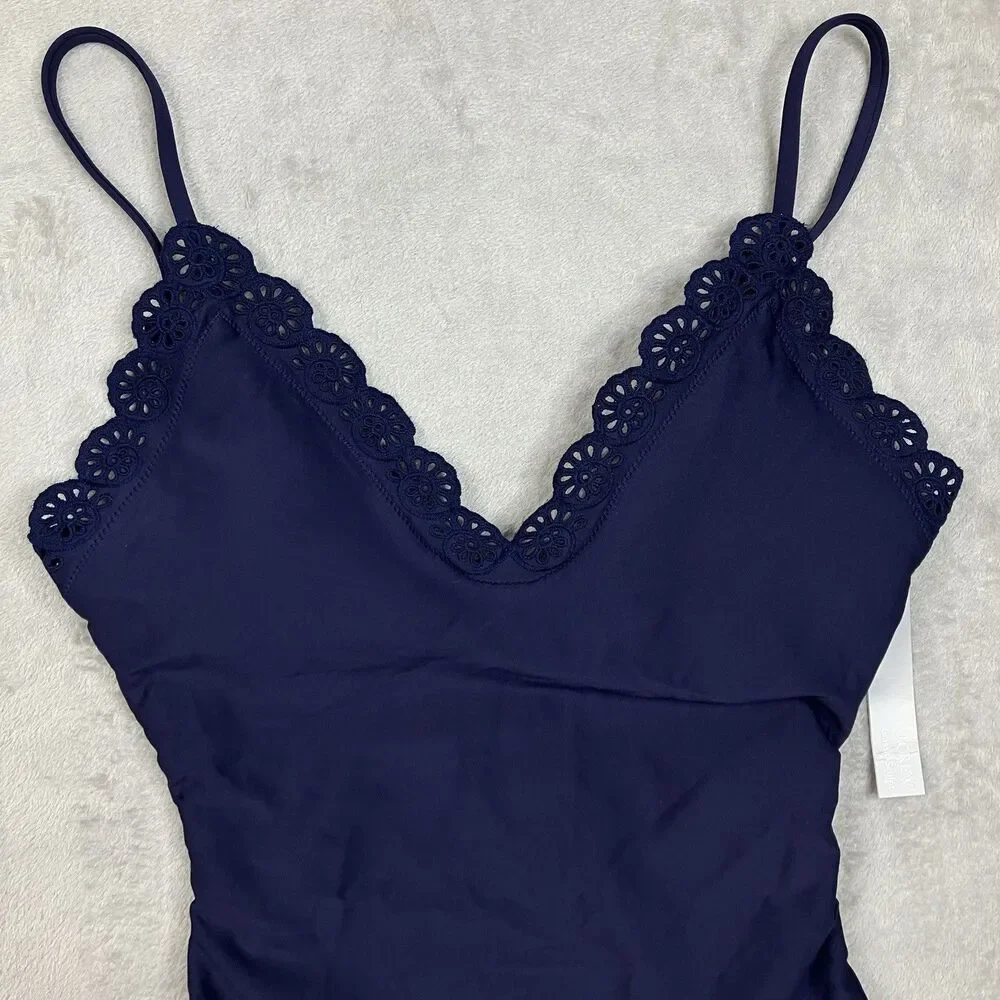 J Crew Eyelet Lana One-Piece Womens 8 Navy Blue Classic Sculpt CS552 Resort